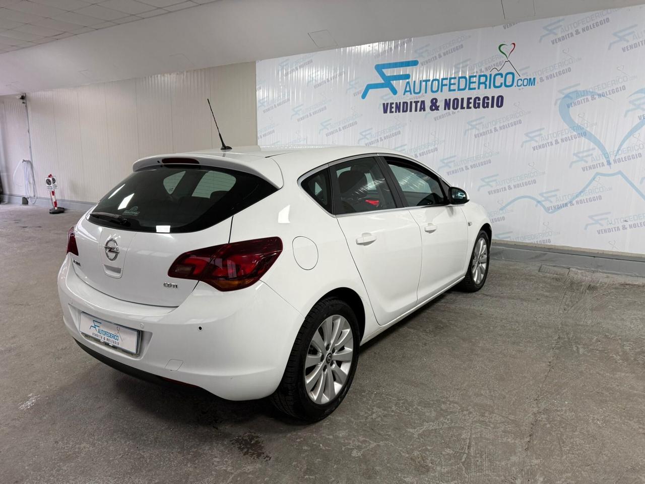 Opel Astra 1.7 Cdti 110cv 5 porte Cosmo