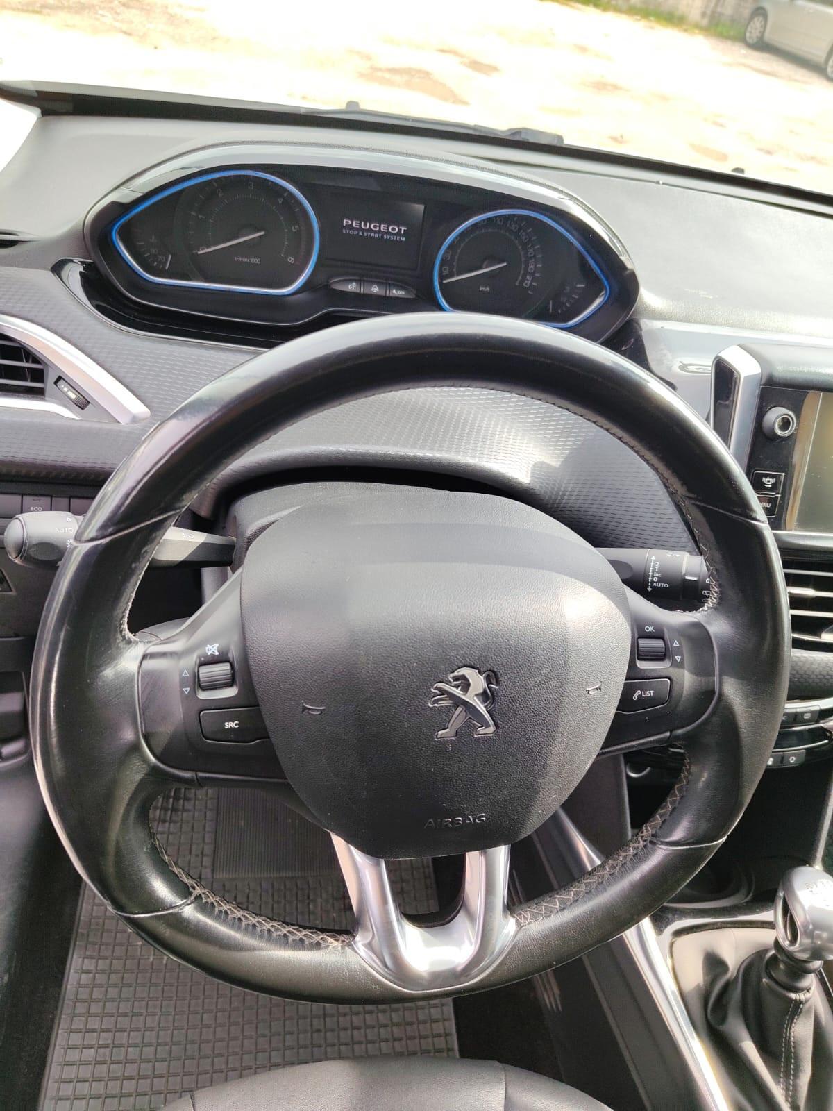 Peugeot 2008 1.6 e-HDi 115 CV Stop&Start Allure garantita