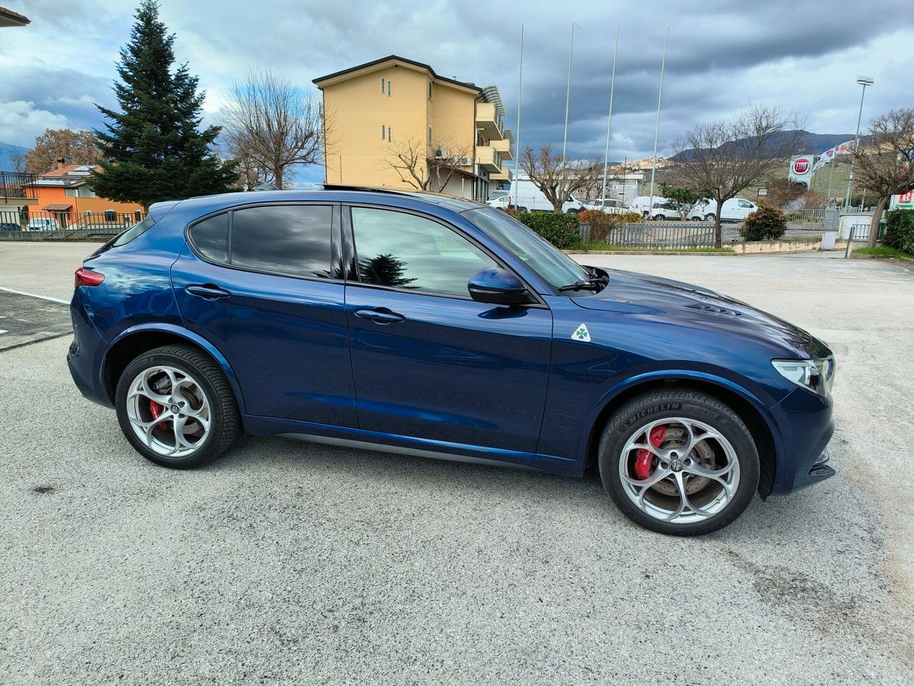 Alfa Romeo Stelvio 2.9 Bi-Turbo V6 510 CV AT8 Quadrifoglio