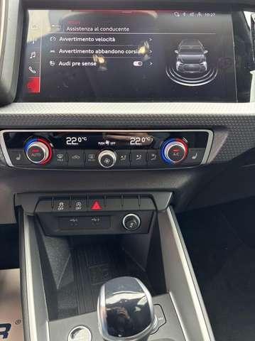 Audi A1 allstreet 30 TFSI S tronic LED-APP CONNECT-17"