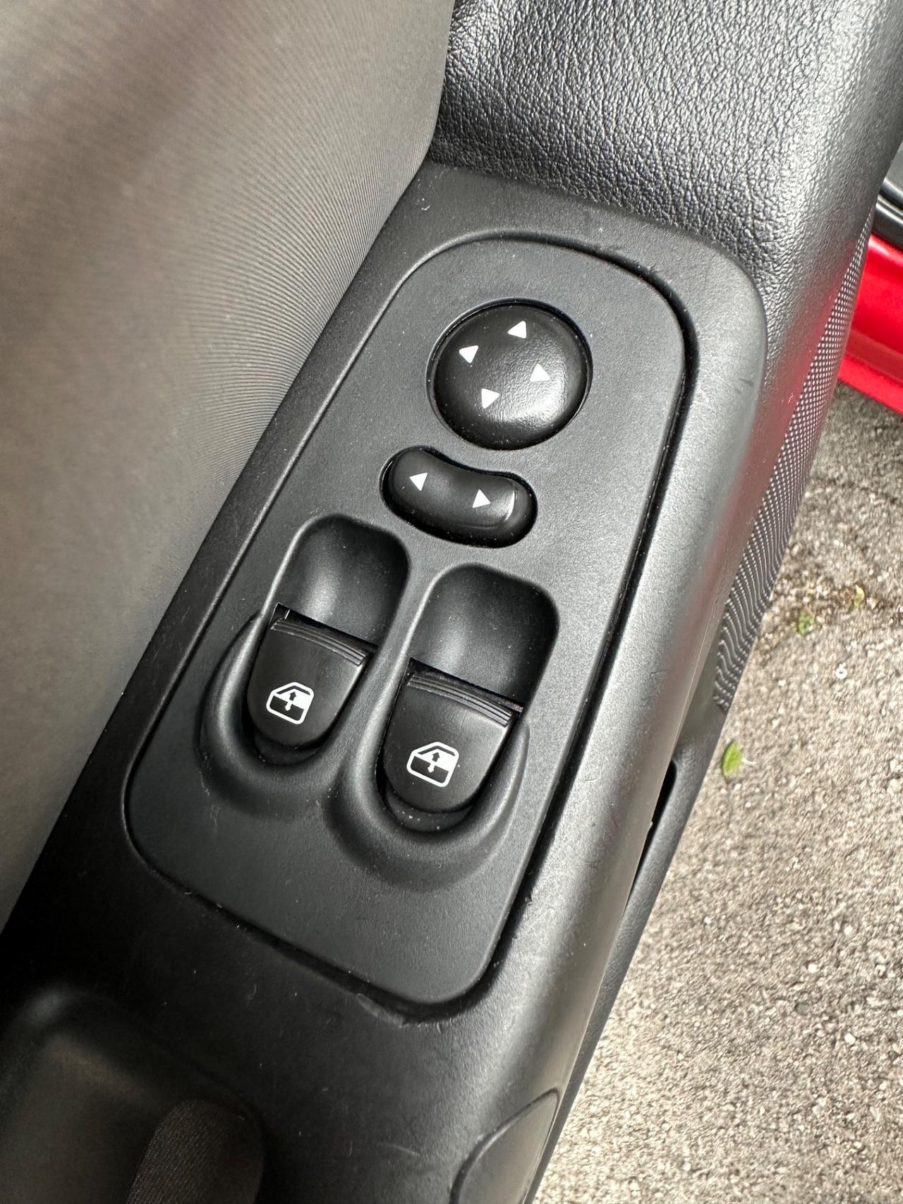 Lancia Ypsilon 1.3 Multijet 70 cv
