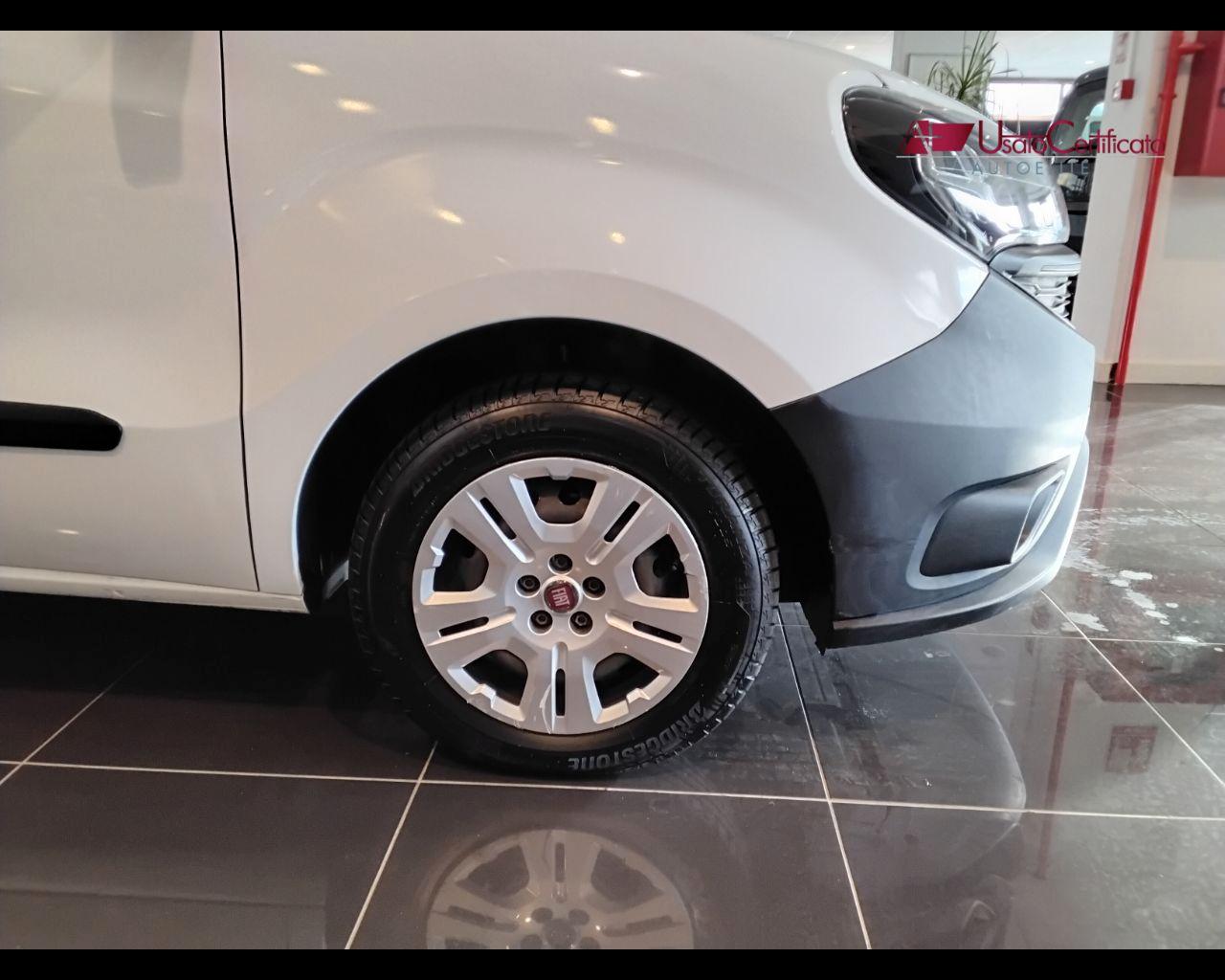 FIAT Doblò 1.6 MJT 105CV PC-TN Cargo Lamierato SX 3 Posti