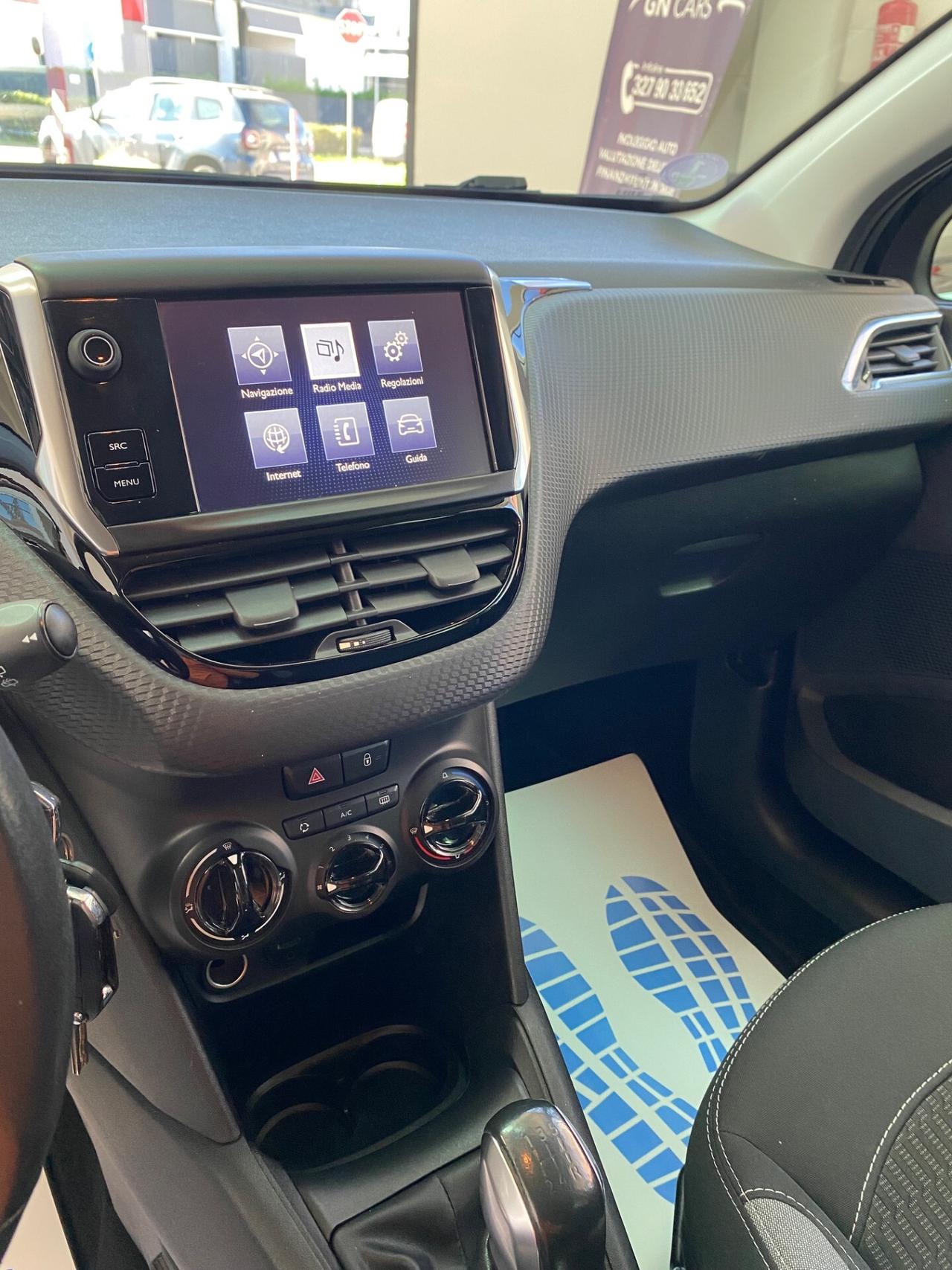 Peugeot 208 puretech Style