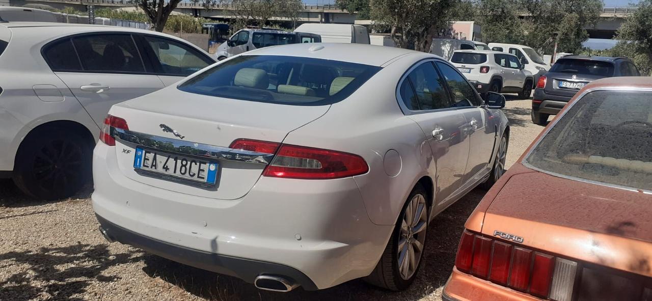Jaguar XF 2010 - 3.0 D V6 LB AUTOMOBILI