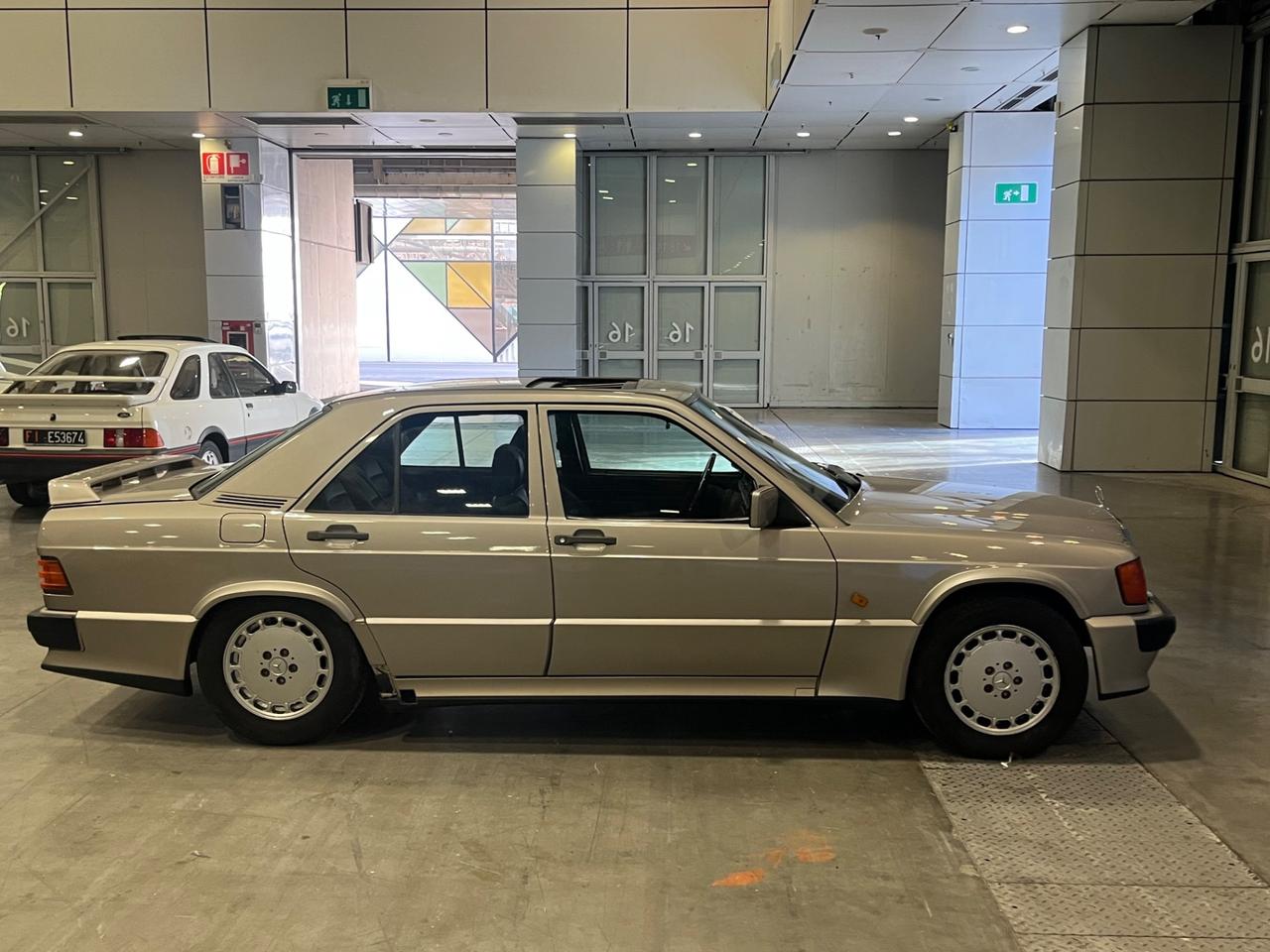 Mercedes 190 2.3 16v DA SISTEMARE