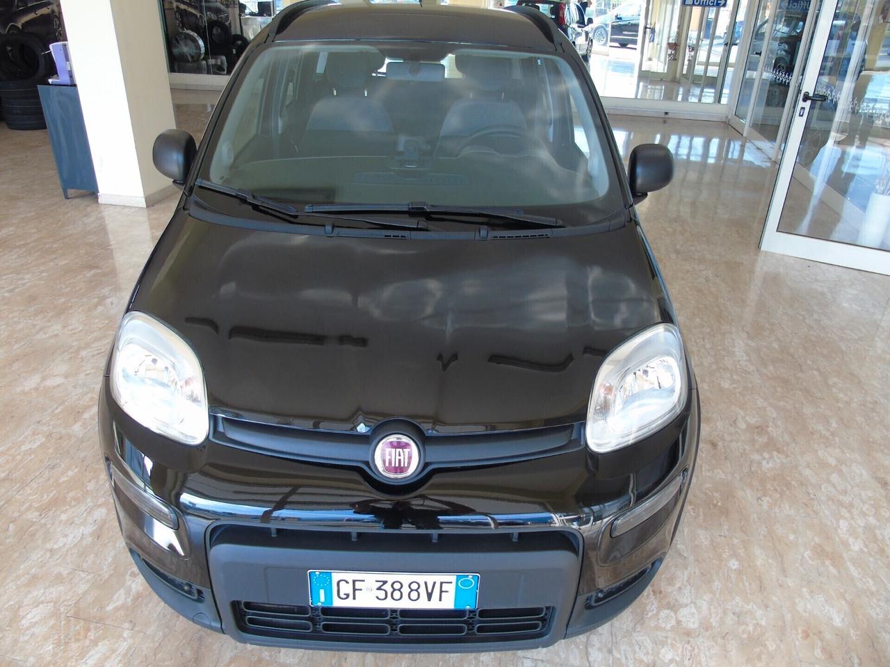 New Fiat Panda Hybrid City Cross (SCONTO ECOBONUS)