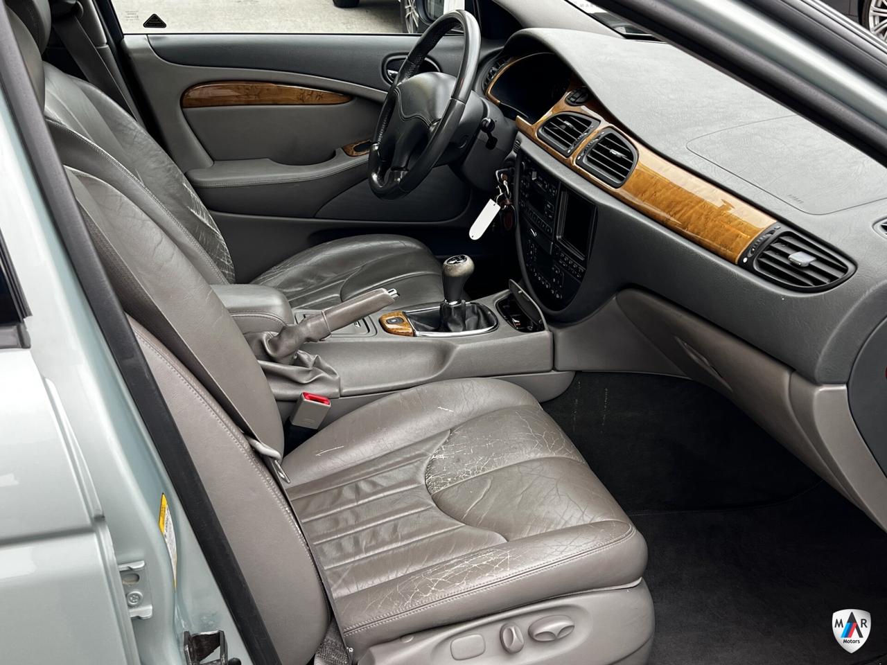 Jaguar S-Type 3.0 V6 Executive