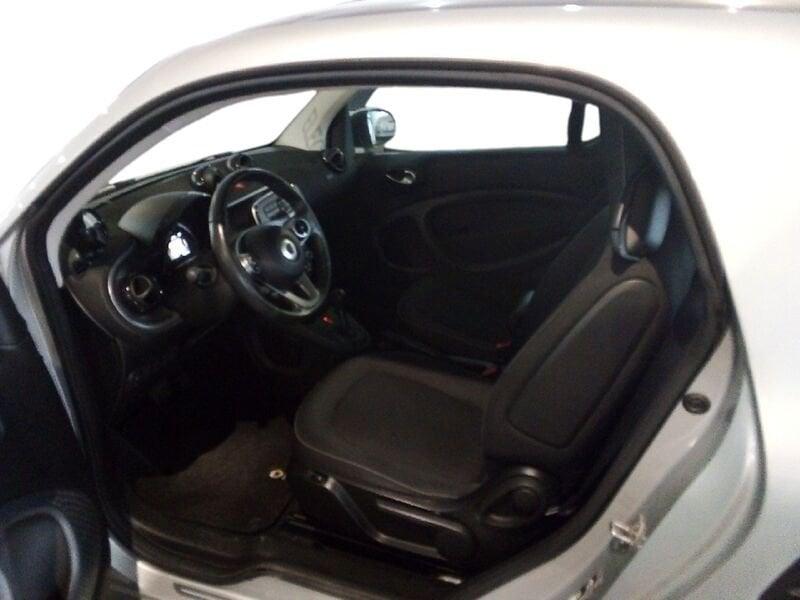 smart fortwo 004299 EQ Passion