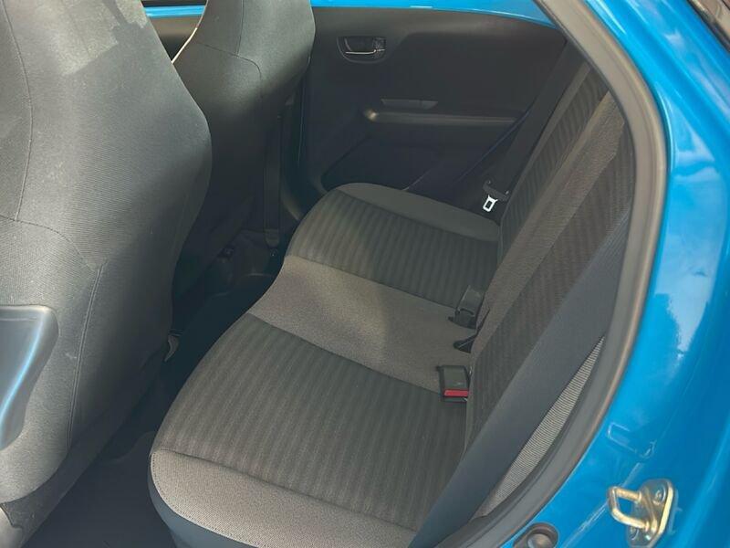 Toyota Aygo 1.0 VVT-i x-play MMT