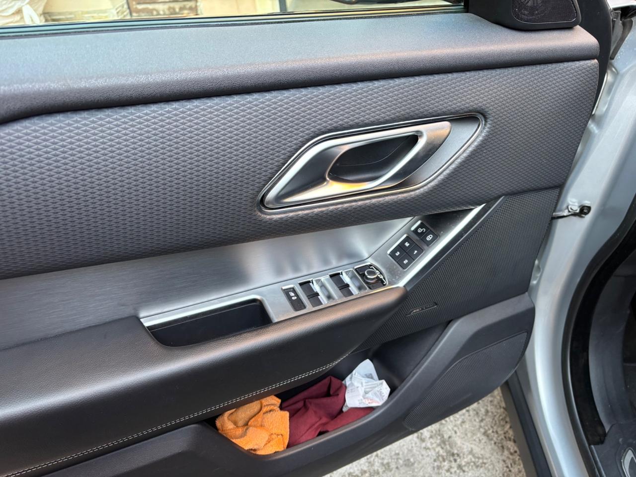 Land Rover Range Velar 2.0D I4 180 CV R-Dynamic HSE