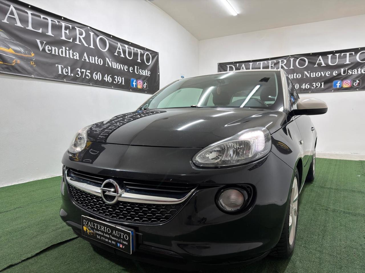 Opel Adam 1.2 70 CV White-Black Link