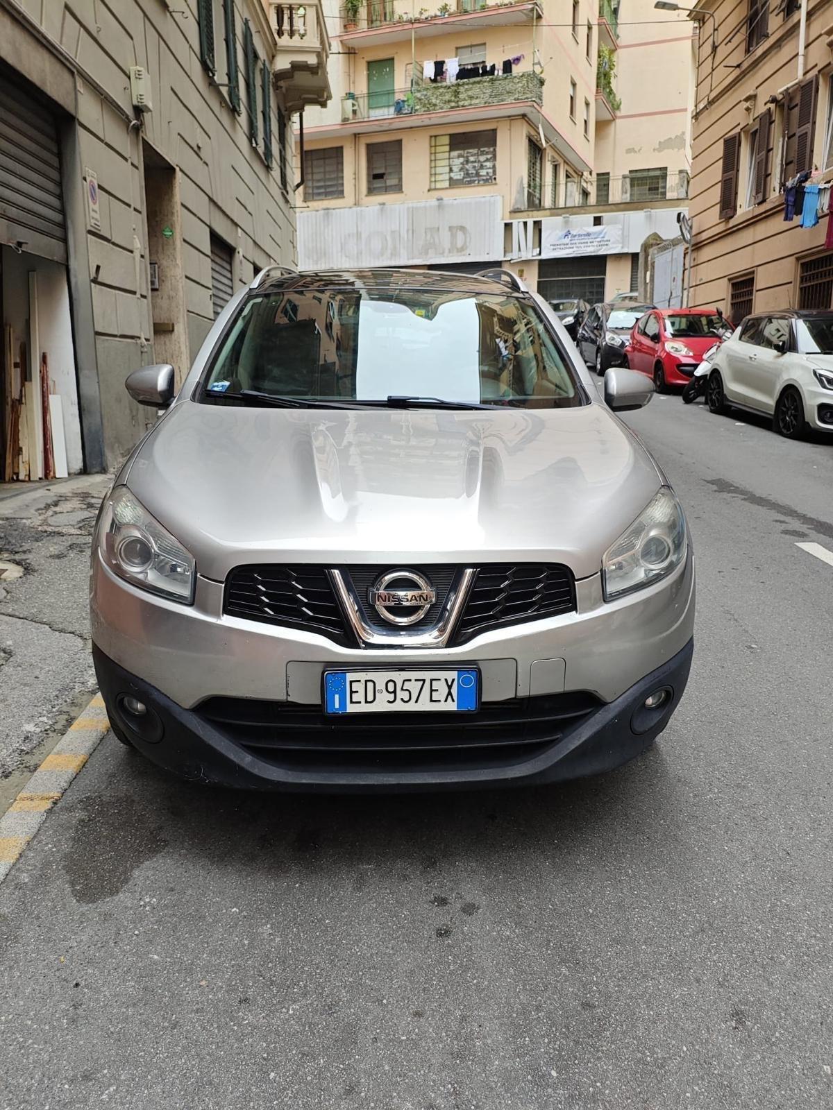 Nissan Qashqai Qashqai+2 2.0 dCi DPF Tekna