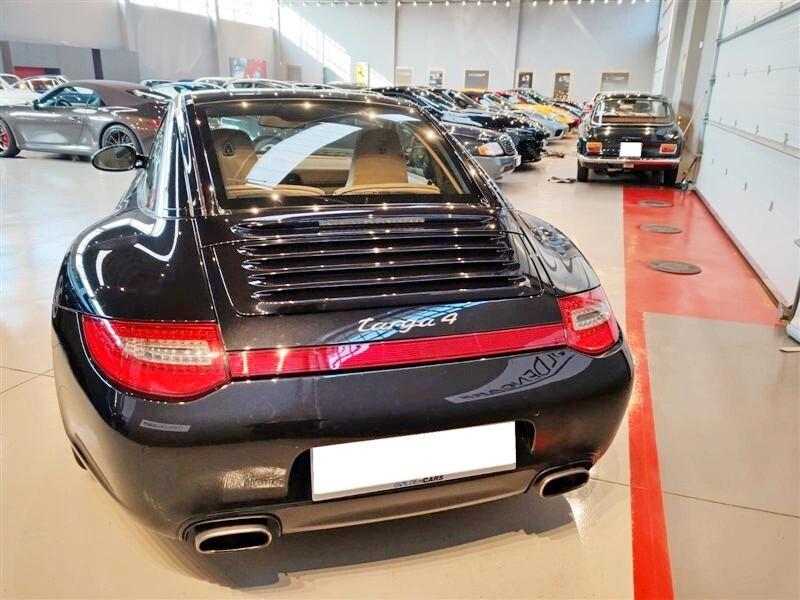 Porsche 911 Targa 4