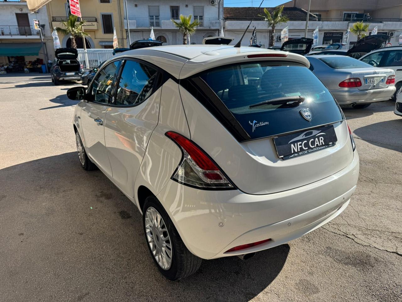 Lancia Ypsilon 1.2 69 5 porte GPL Ecochic Gold