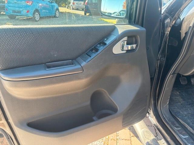 Nissan Navara 2.5 dCi 190CV 4 porte Double Cab XE