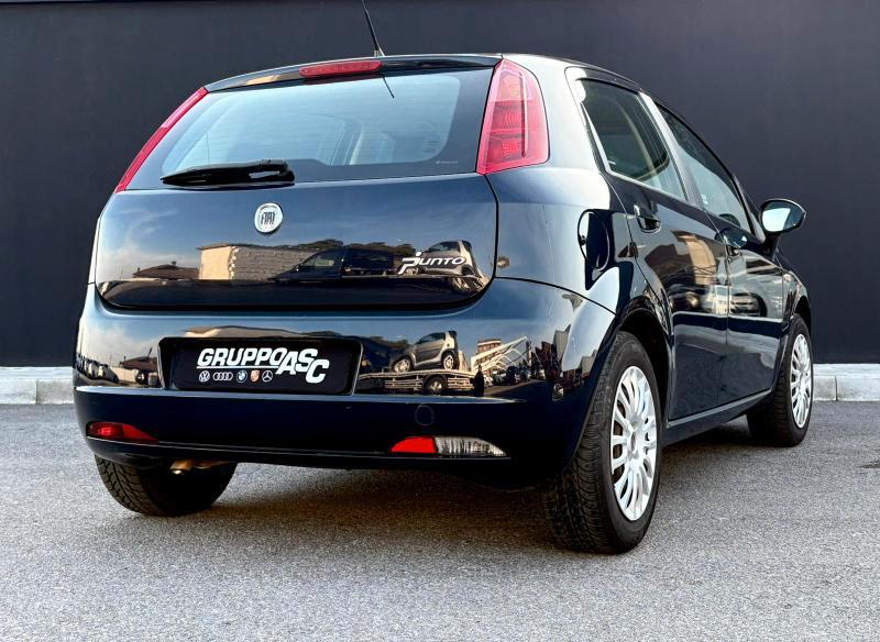 Fiat Grande Punto 5 Porte 1.4 BENZ 77 CV Dynamic Gpl ADATTA NEOPATENTATI