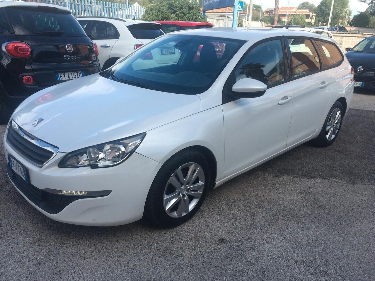 Peugeot 308 BlueHDi 120 S&S SW Allure tagliandata !!!