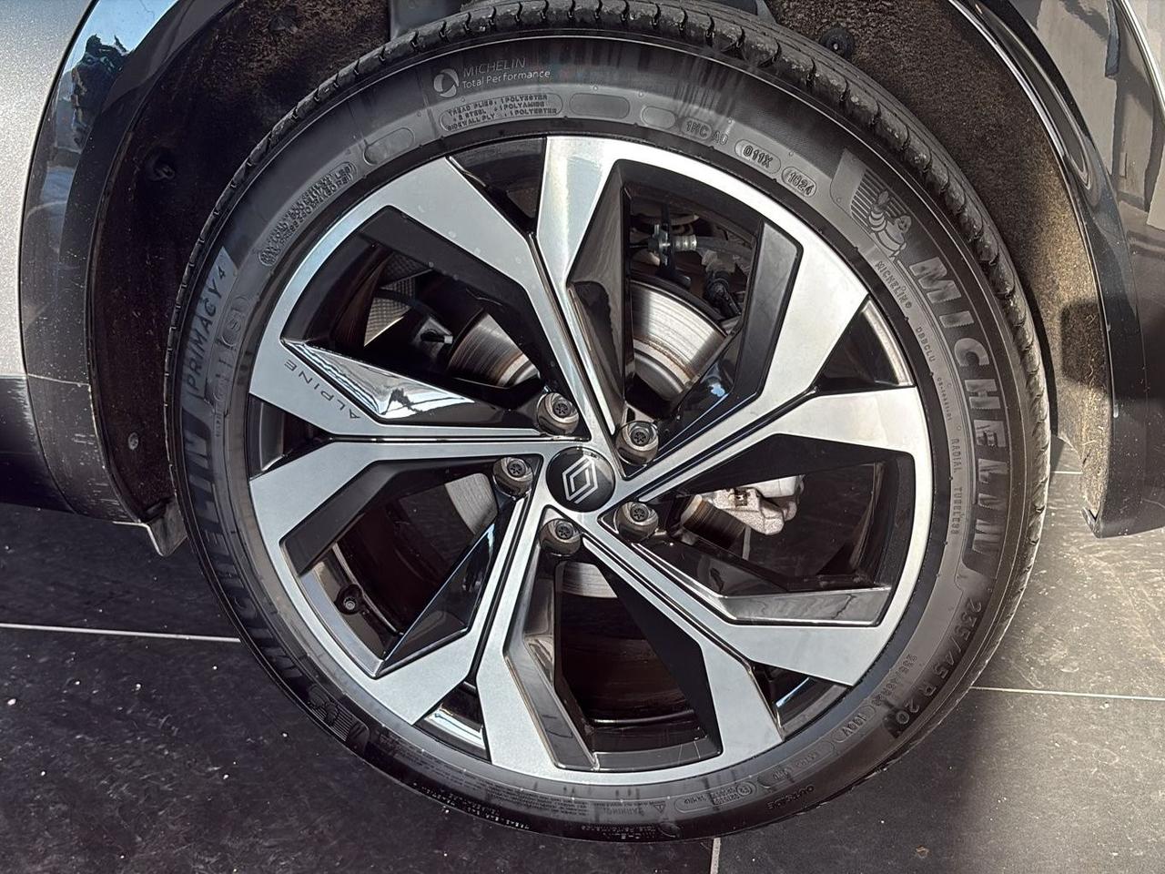 RENAULT Austral 2023 - Austral 1.2 E-Tech full hybrid Iconic Esprit