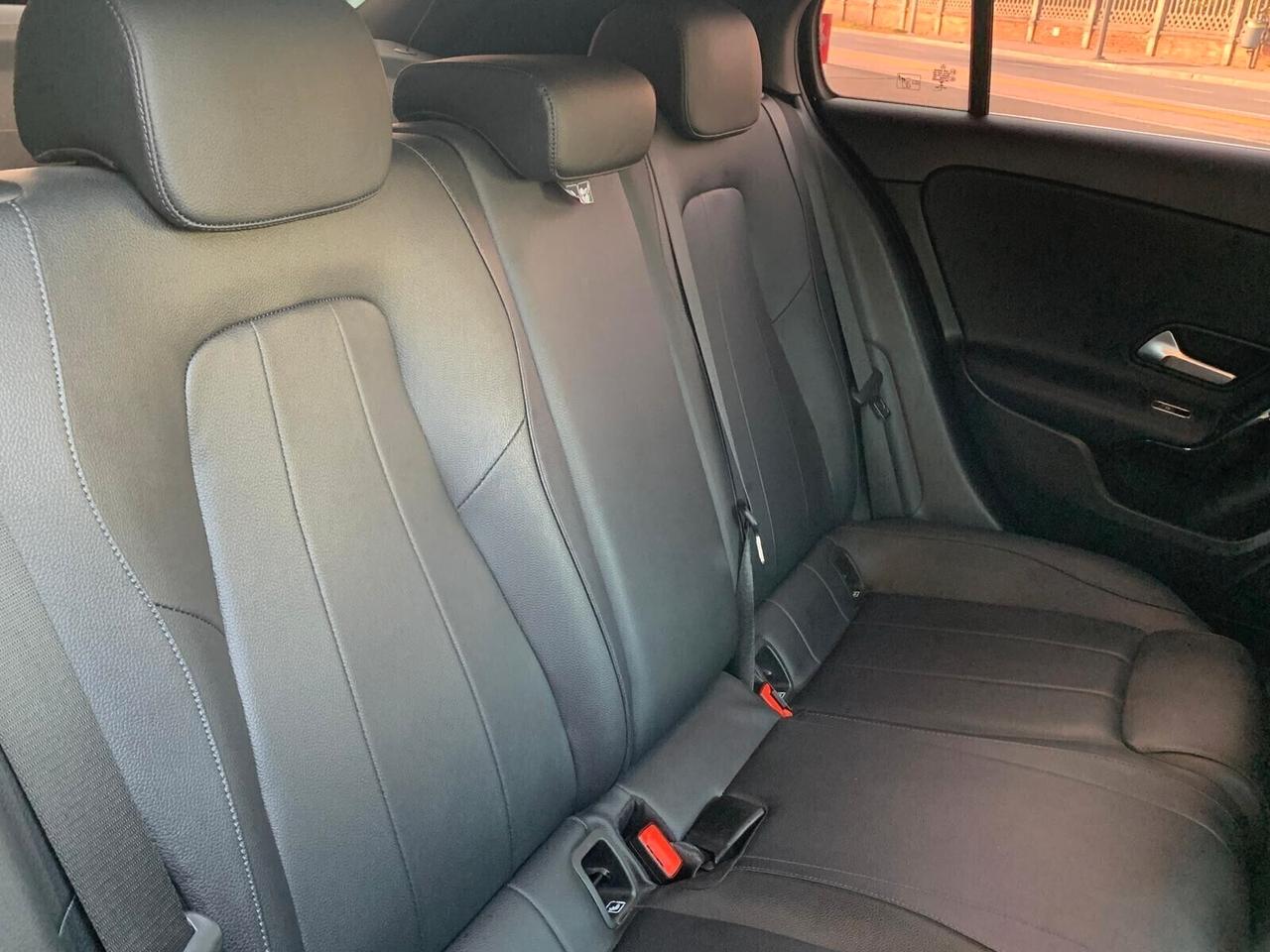 Mercedes-benz A180d Business Extra Manuale Neopat.