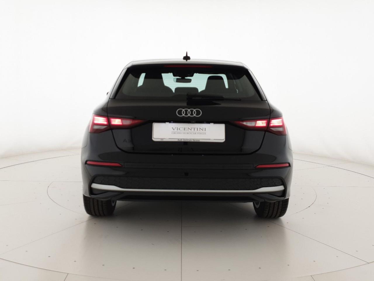 Sportback 2.0TDI 150CV S tronic Business Advanced