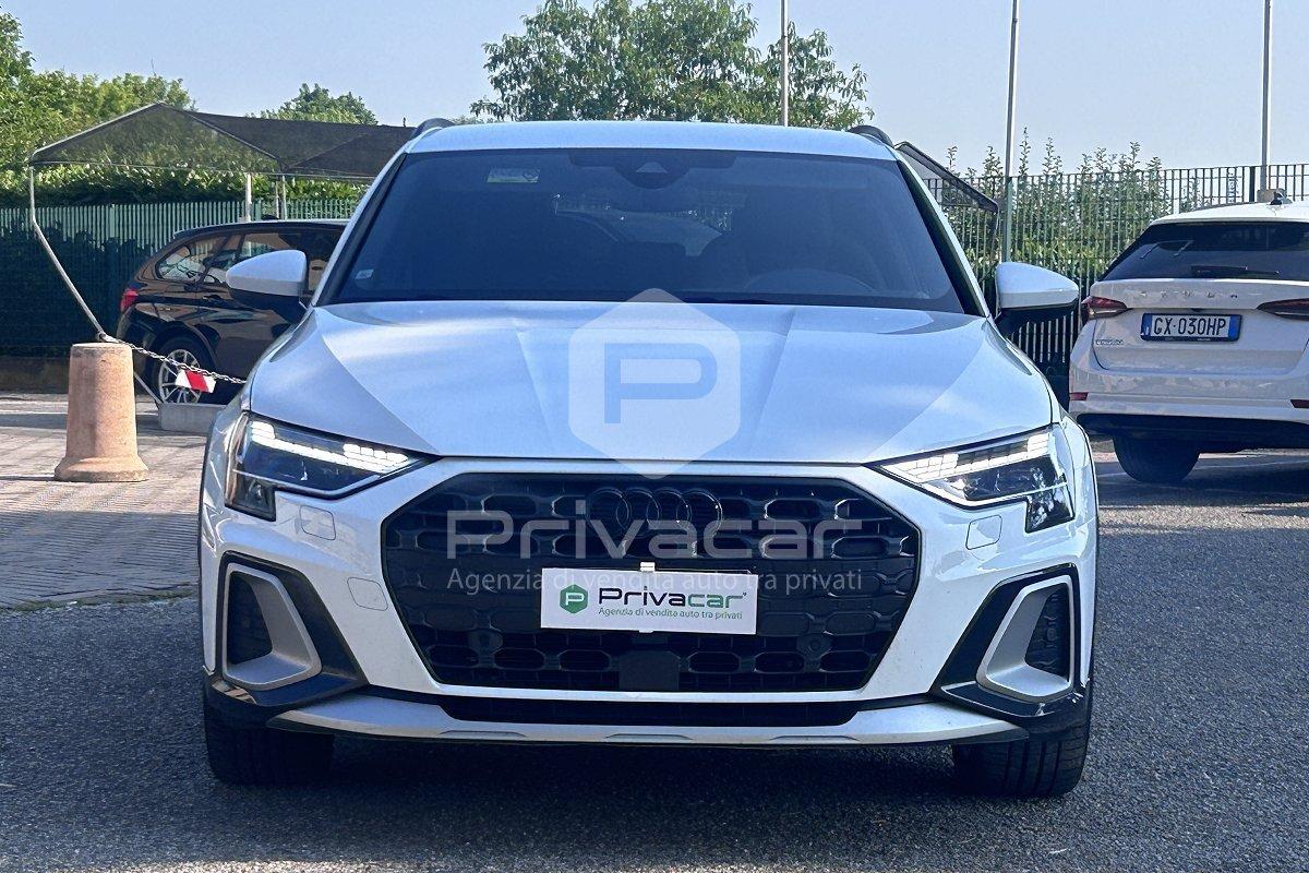 AUDI A3 allstreet 35 TDI S tronic Identity Contrast