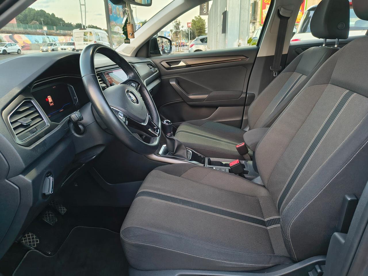 VOLKSWAGEN T-ROC 1.0 BENZINA 110.000 KM ANNO 2018