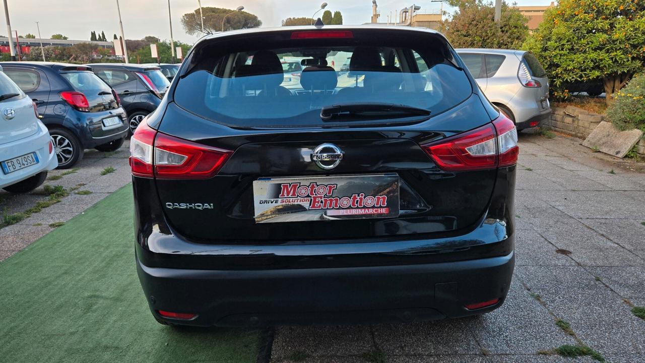 Nissan Qashqai 1.5 dCi N-Vision