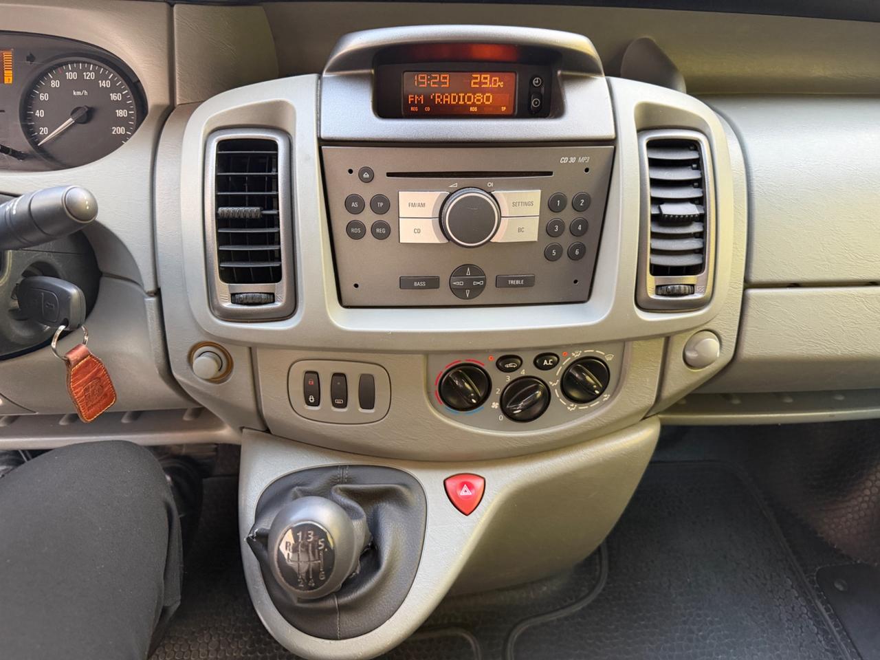 Opel Vivaro 2.5 CDTI 9 posti Clima - 2009