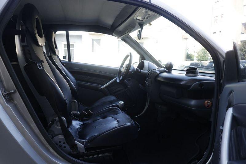 smart fortwo smart fortwo 700 cabrio Brabus 55KW ANNO 2005