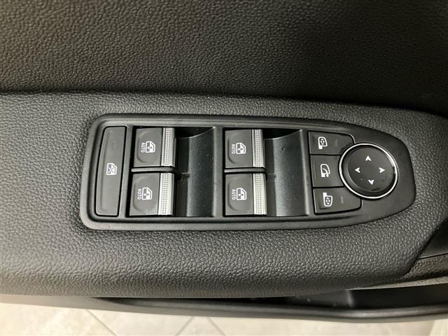 RENAULT Captur 1.6 E-Tech phev Techno 160cv auto