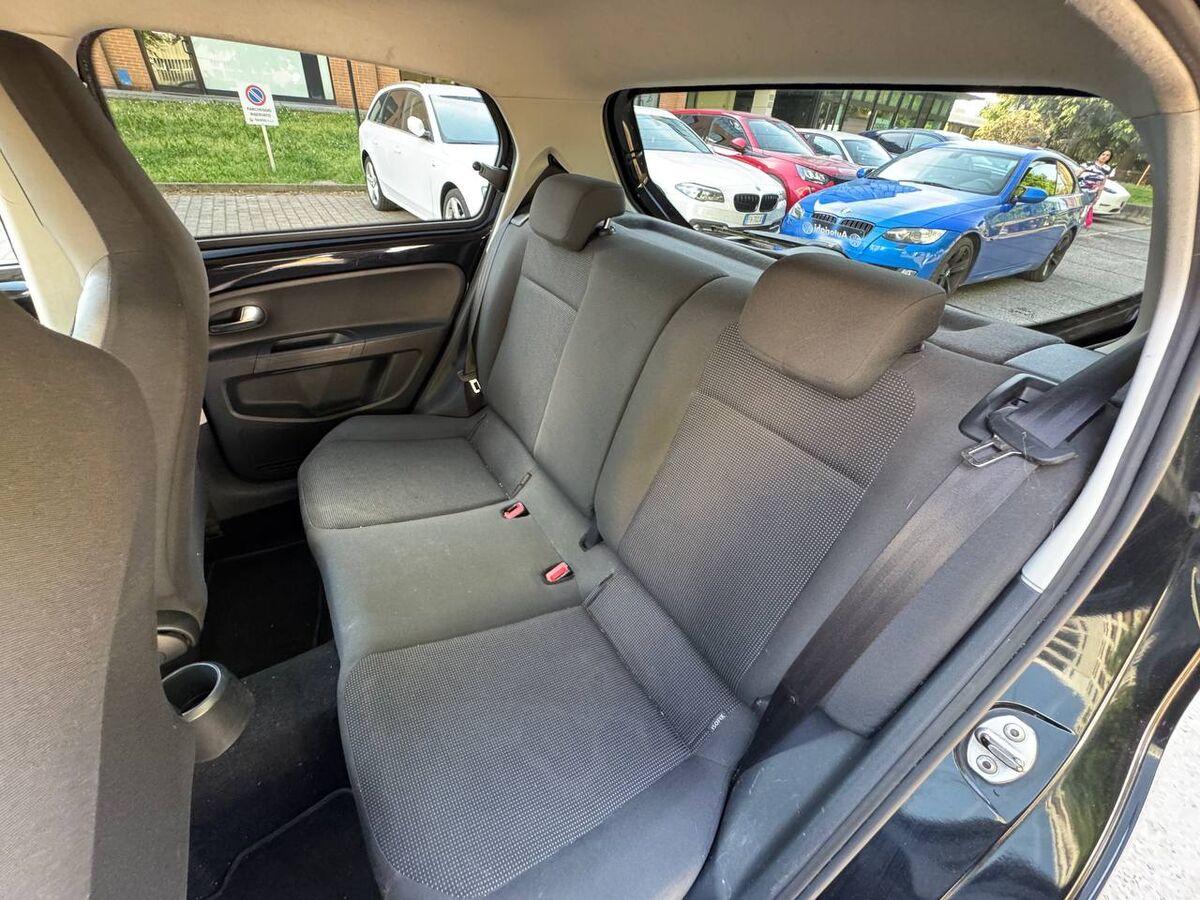 Volkswagen up! 1.0 Move up! 75cv 5p asg