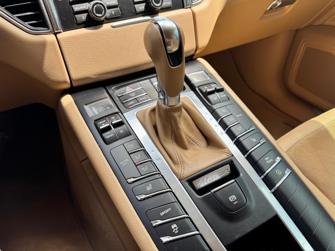 Porsche Macan 3.0 S Diesel 250cv da vetrina in garanzia
