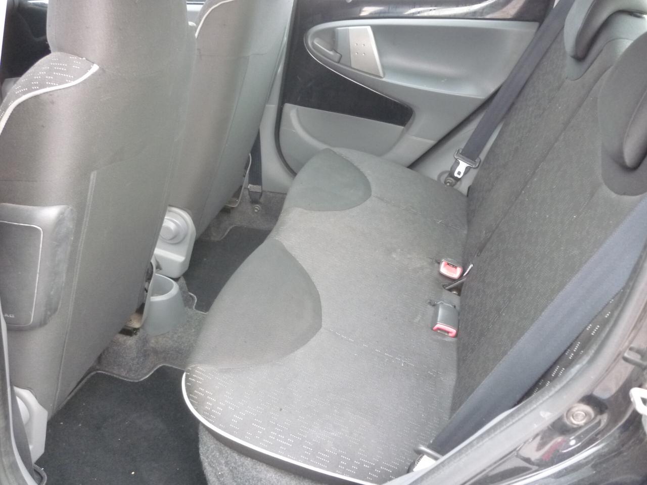 Peugeot 107 1.0 68CV 5p. Plaisir