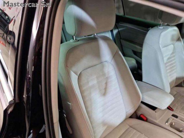 VOLKSWAGEN Passat Variant 2.0 tdi Executive 4motion 200cv dsg - GE693CC