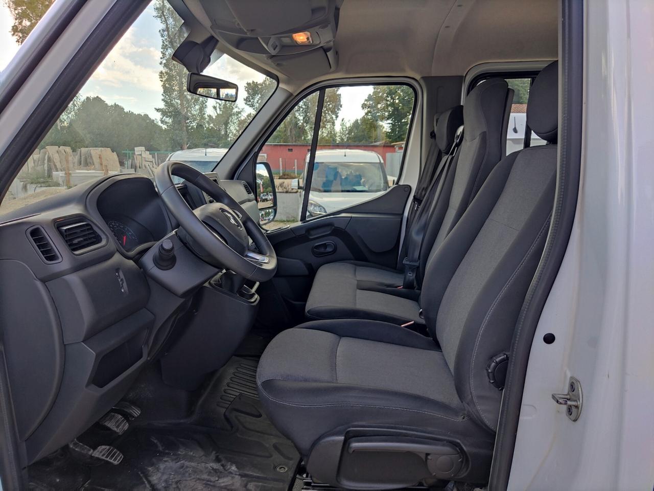 Renault Master TDC TP RGL4 T35 DCI 130 ICE