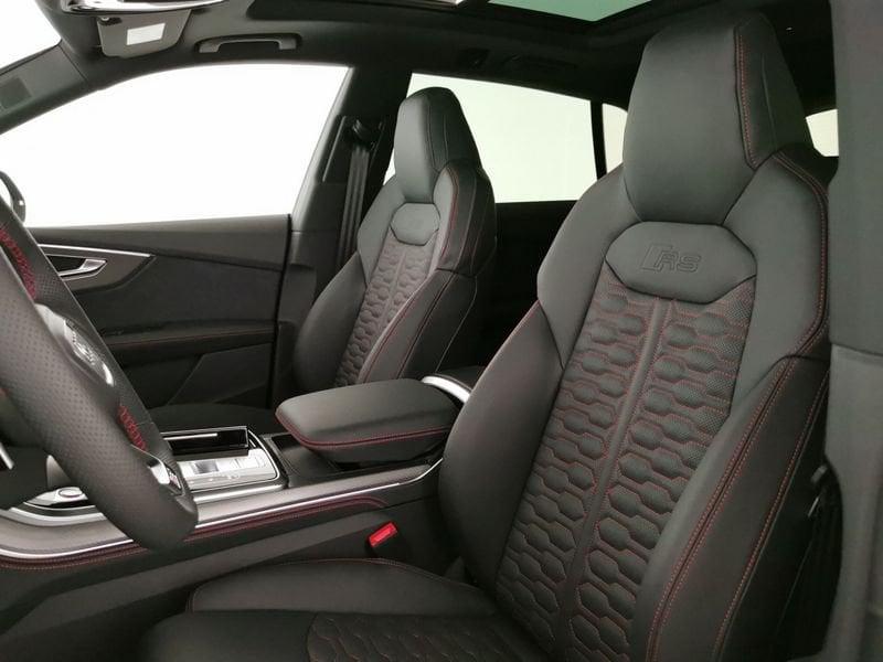 Audi Q8 RS 4.0 mhev 48V performance 640cv tiptronic