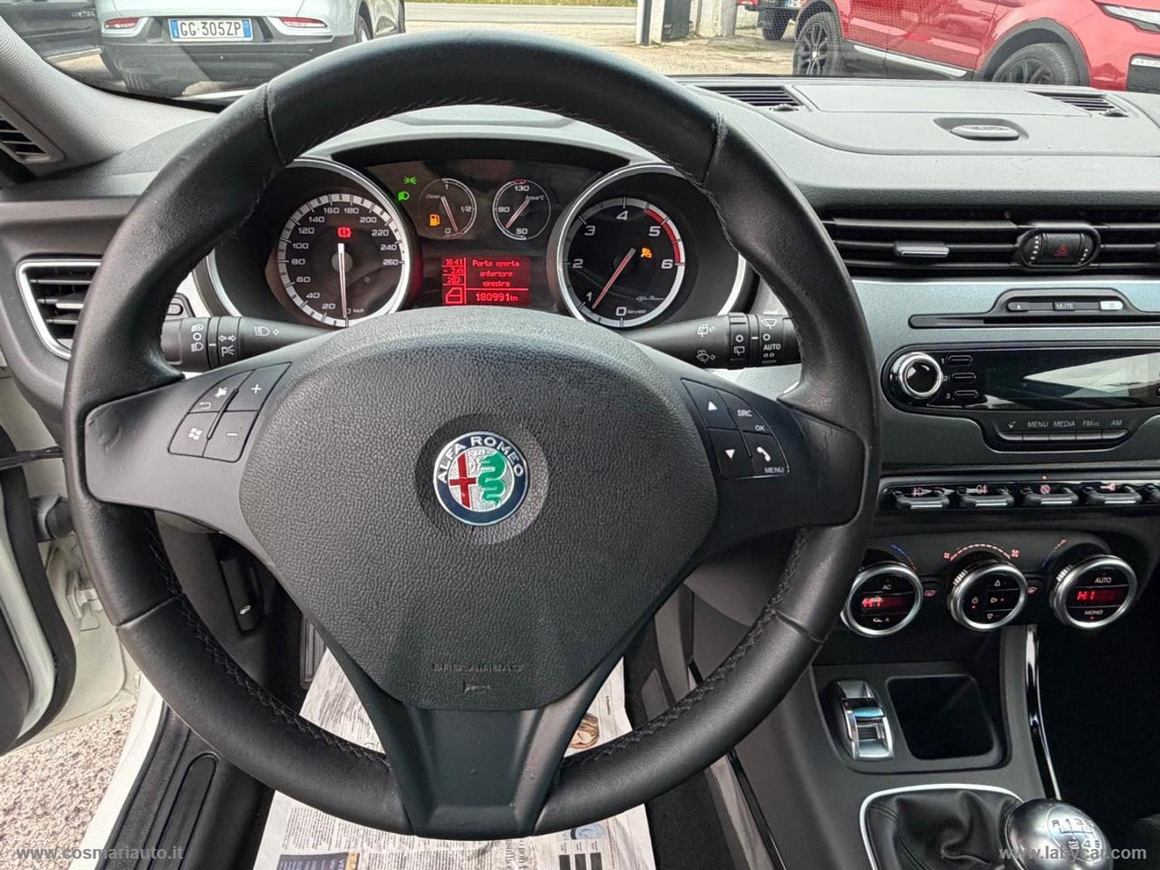 ALFA ROMEO Giulietta 1.6 JTDm-2 105 CV Distinctive