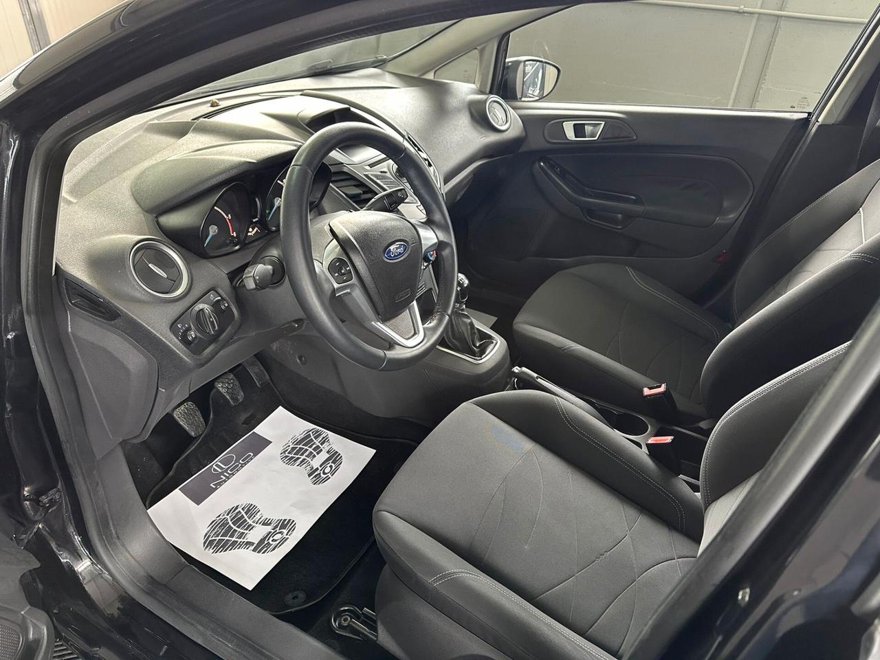 Ford Fiesta 1.5 TDCi 75CV 5 porte Titanium