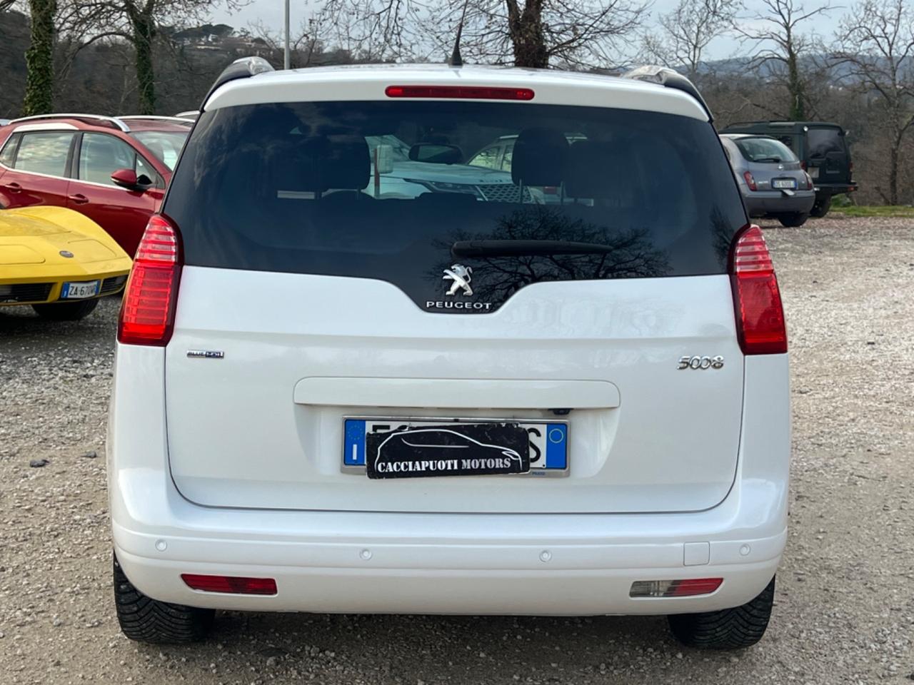 Peugeot 5008 1.6 hdi 7 POSTI PERMUTE RATE GARANZIA