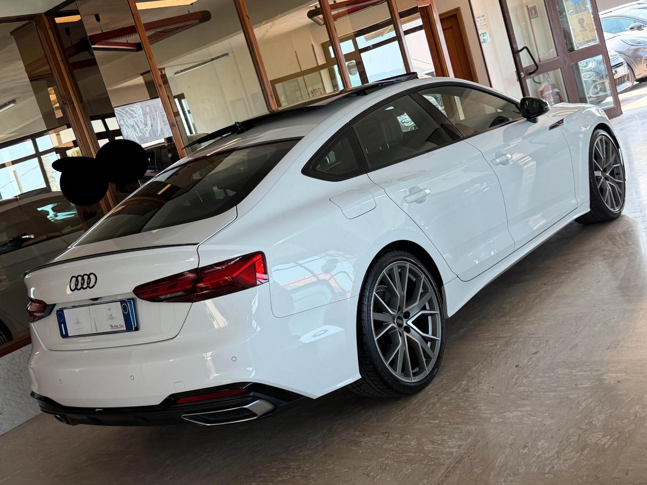 Audi A5 SB Quattro 40 2.0 TDI 204 cv. MHEV S Tronic LINE EDITION (Full)
