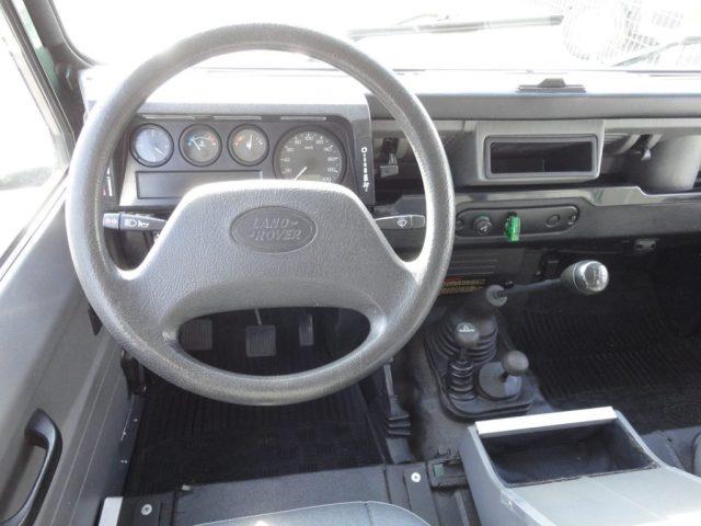 LAND ROVER Defender 110 2.5 Td5 cat Crew Cab Pick-up - Neopatentati