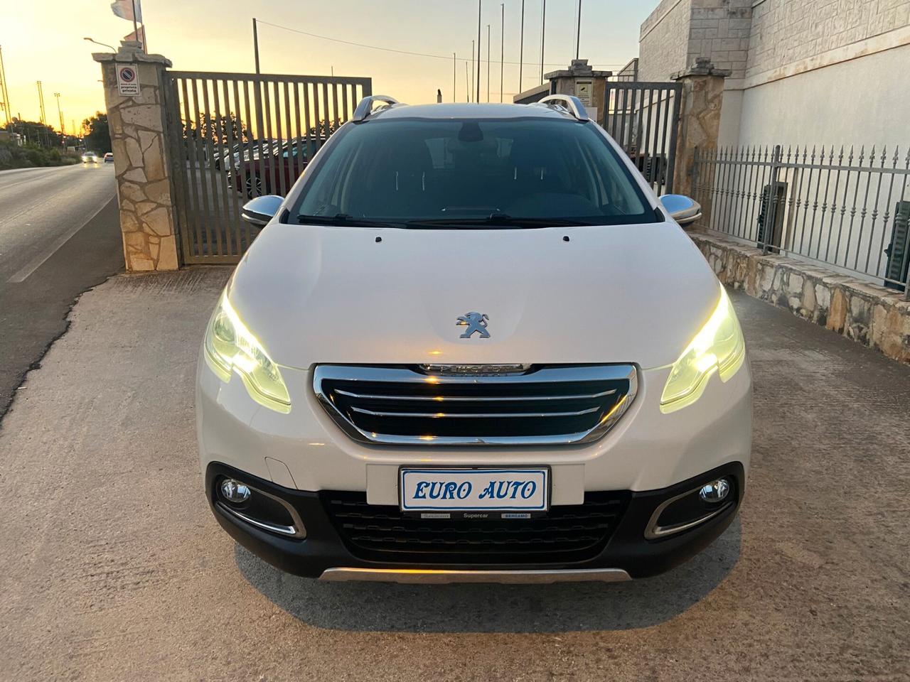 Peugeot 2008 1.6 e-HDi 115 CV Stop&Start Allure