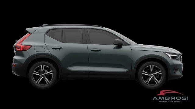 VOLVO XC40 B3 Mild hybrid Benzina Plus Dark