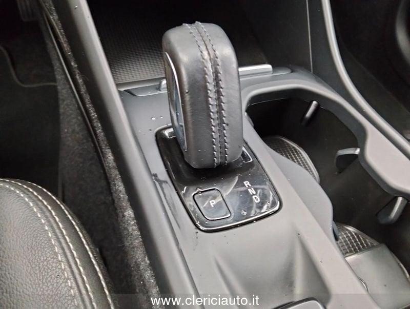 Volvo XC40 D4 AWD Geartronic Momentum