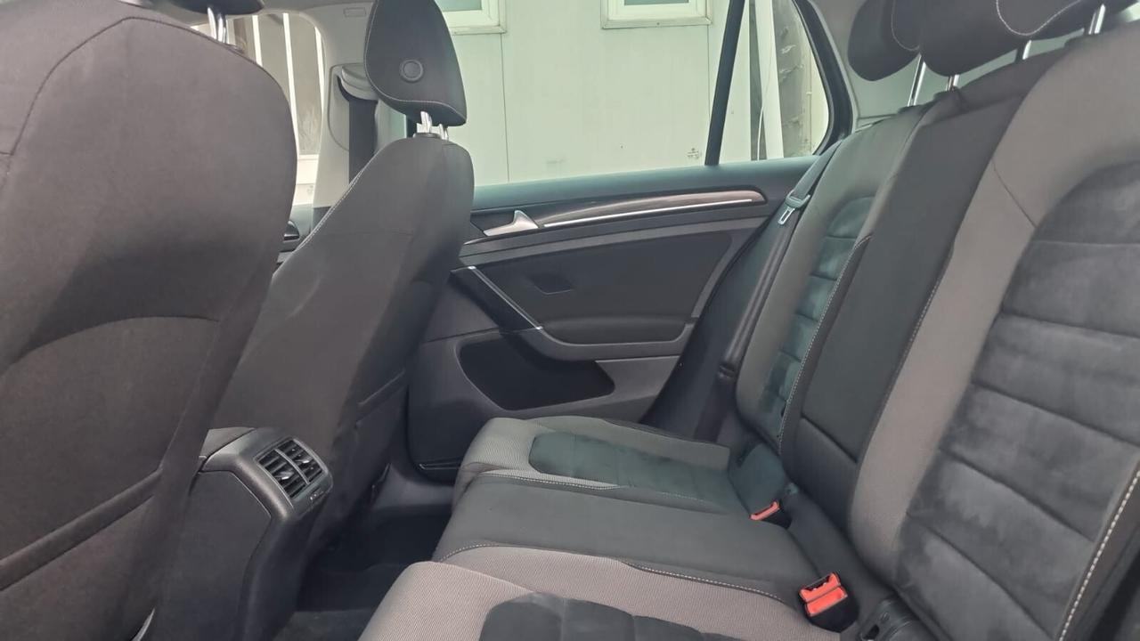 Volkswagen Golf 1.6 TDI 110 CV 5p. Executive BlueMotion Technology