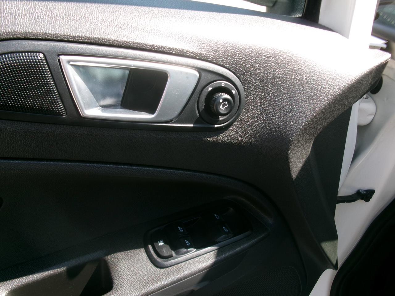 Ford EcoSport 1.5 TDCI TITANIUM 90CV *PERFETTA*