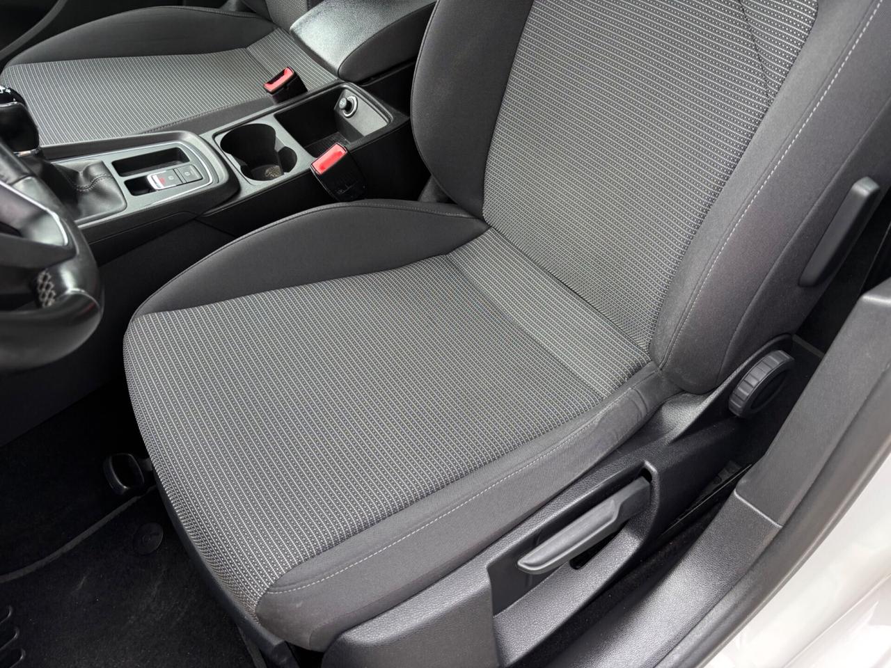 Seat Leon 1.6 TDI 115CV 5p. Style OK NEOPATENTATI