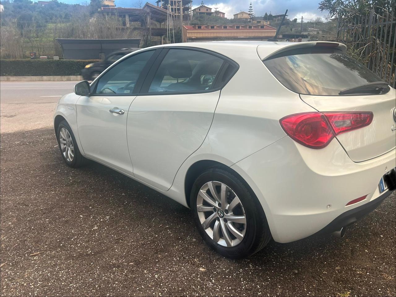 Alfa Romeo Giulietta 1.6 JTDm-2 120 CV Distinctive