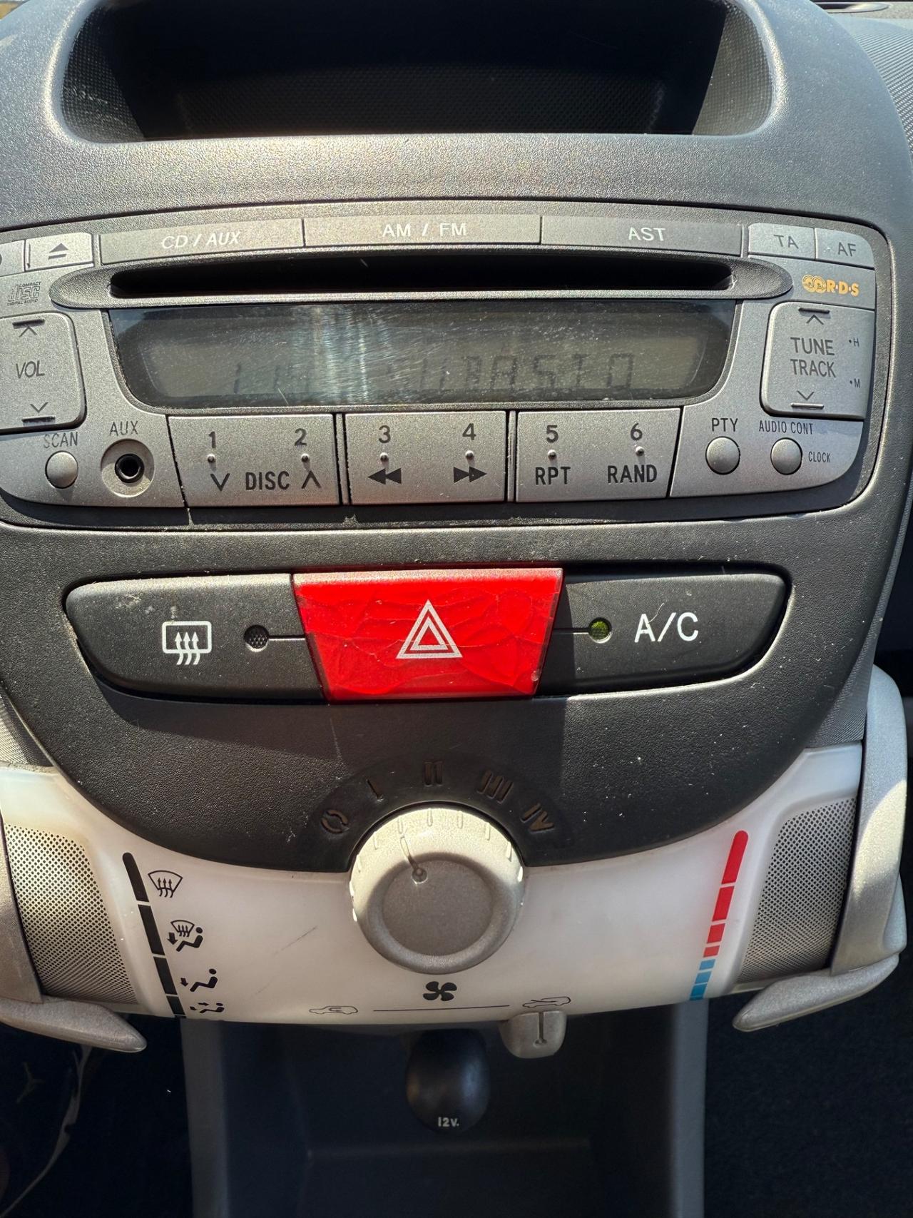 Citroen C1 1.0 benzina 136 mila km unica proprietaria