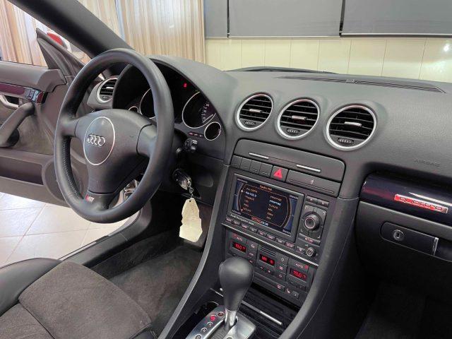AUDI S4 CABRIO 4.2 V8 QUATTRO